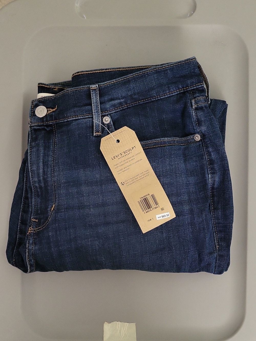Levi's NWT Womens Jeans